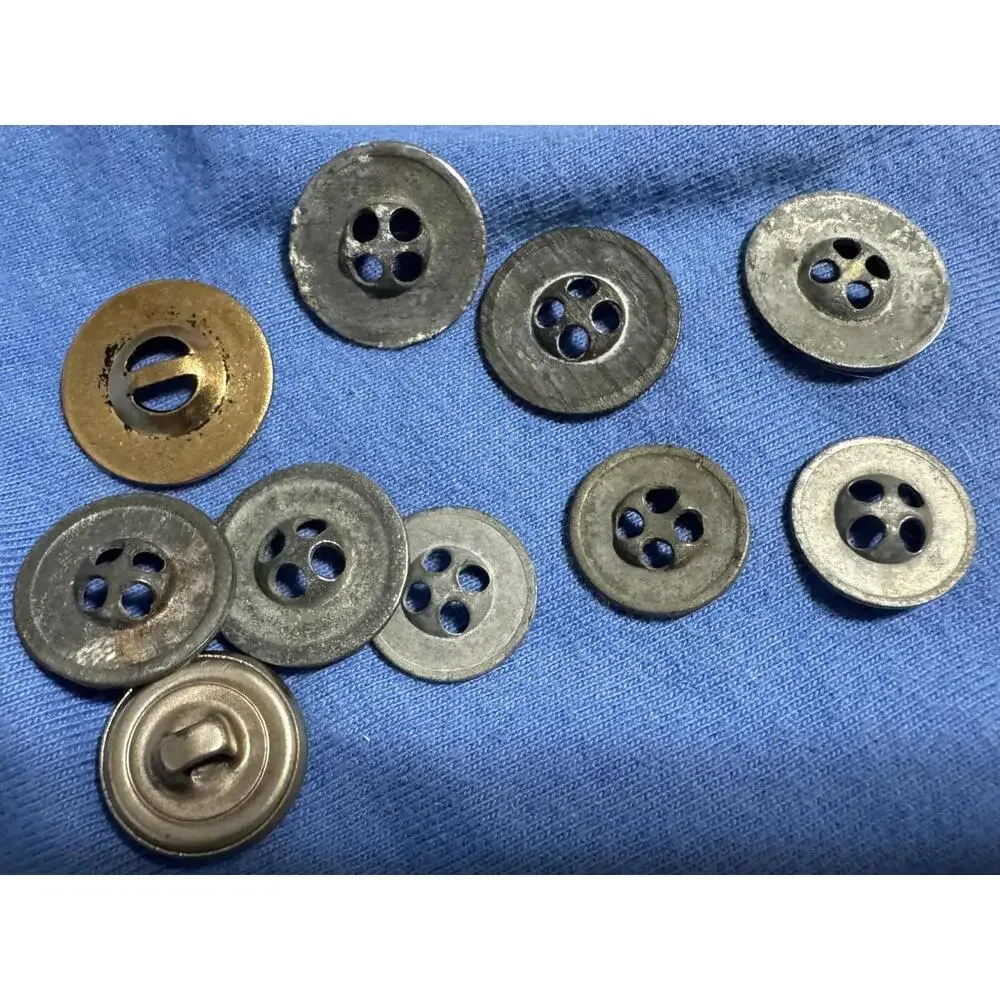 Lot of 18 Vintage U.S. Army Military Buttons World War I to Modern Era